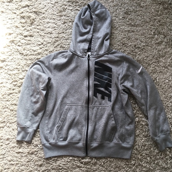 Nike Other - Boys Nike hoodie size large